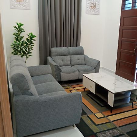 Homestay Majin Kuala Terengganu Exterior foto