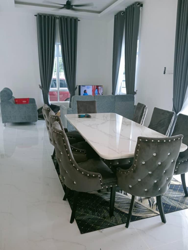 Homestay Majin Kuala Terengganu Exterior foto
